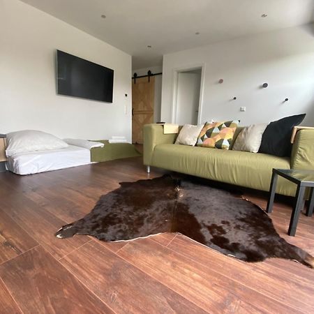 Gemuetliche Wohnung -Schwarzwald Neuweiler  Luaran gambar