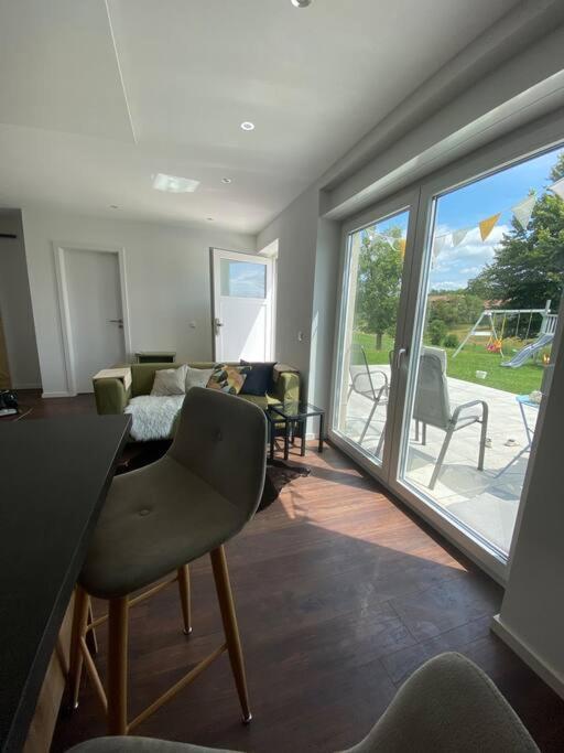 Gemuetliche Wohnung -Schwarzwald Neuweiler  Luaran gambar